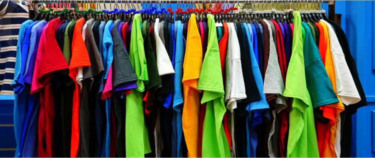 <strong>T-shirt & Sweatshirt.</strong>